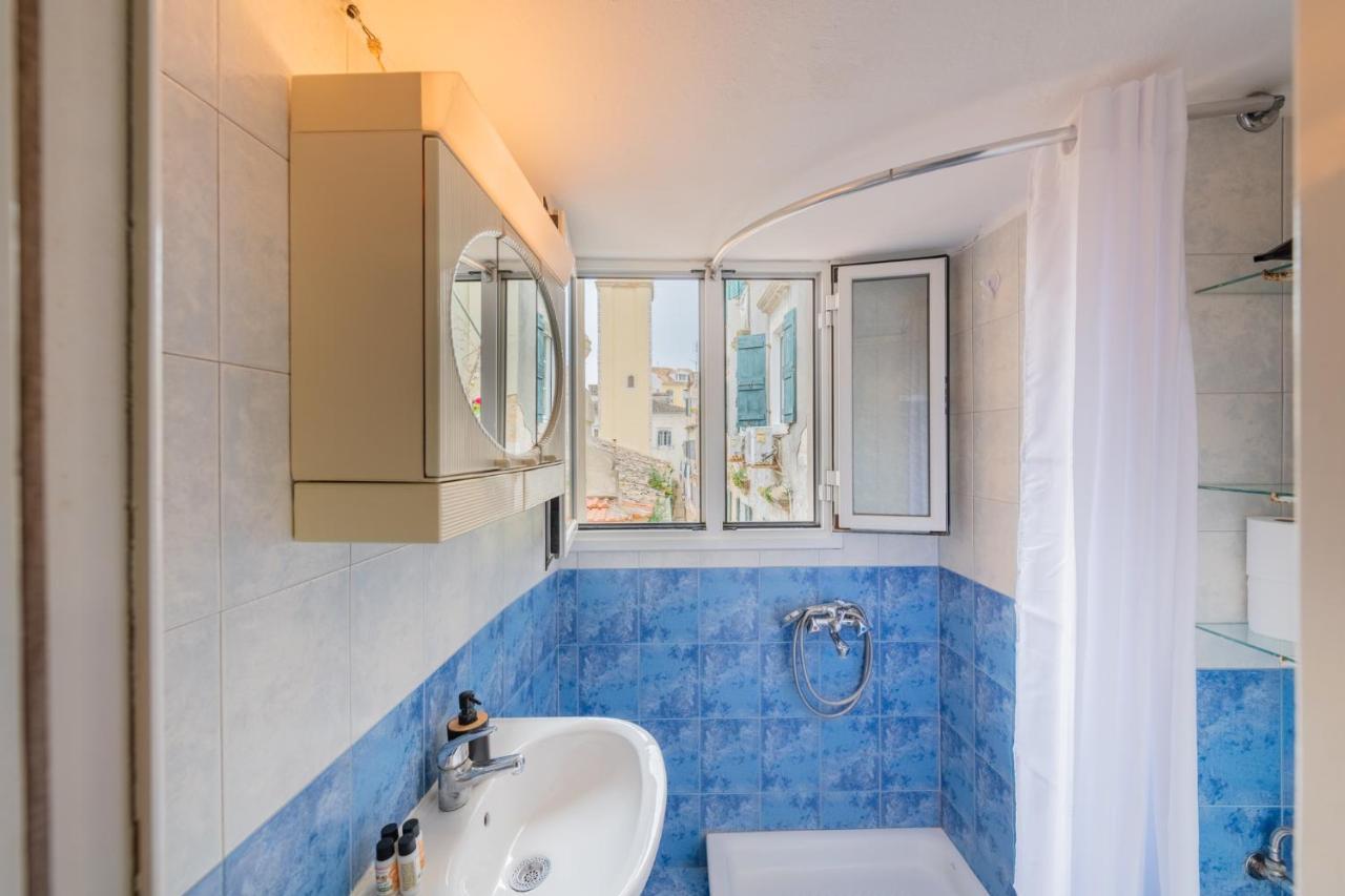 Mitropoleos Suite Corfu  Luaran gambar
